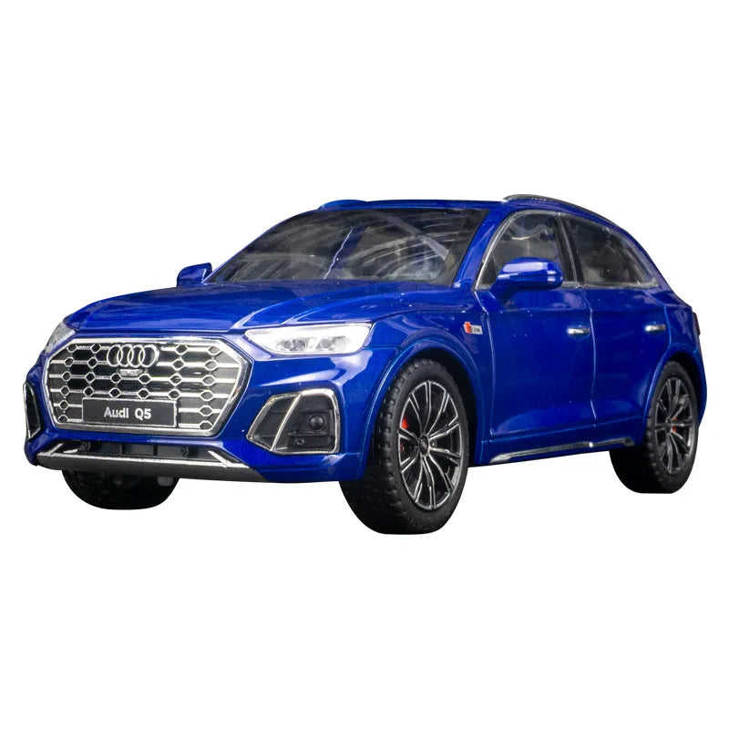 1: 24 simulation Audi Q5 alloy off-road vehicle model, doors and engine hood, trunk can be opened with sound and light gifts